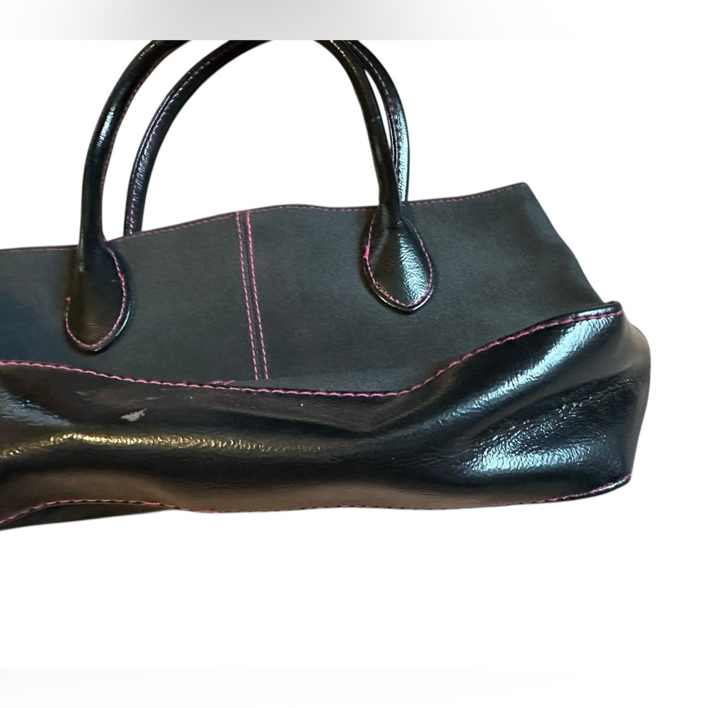 Black & Pink handbag​ - Picture 3 of 8